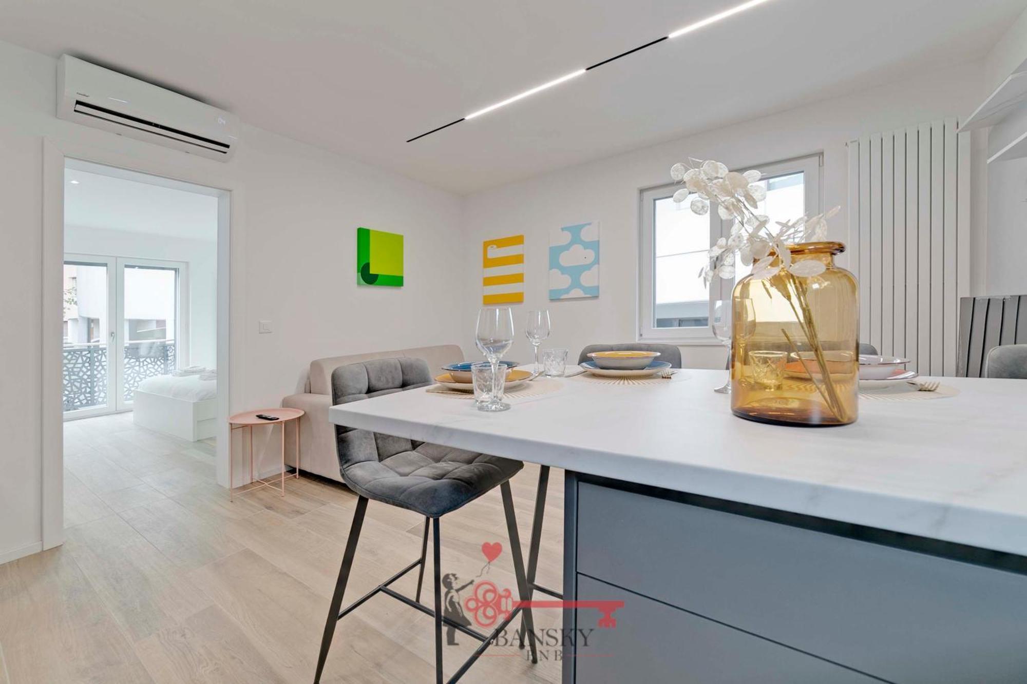 Home Sofia Room 2 - Modern Station -By Easylife Swiss Лугано Экстерьер фото
