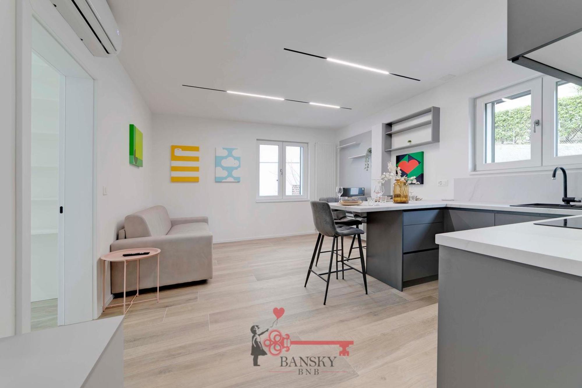 Home Sofia Room 2 - Modern Station -By Easylife Swiss Лугано Экстерьер фото