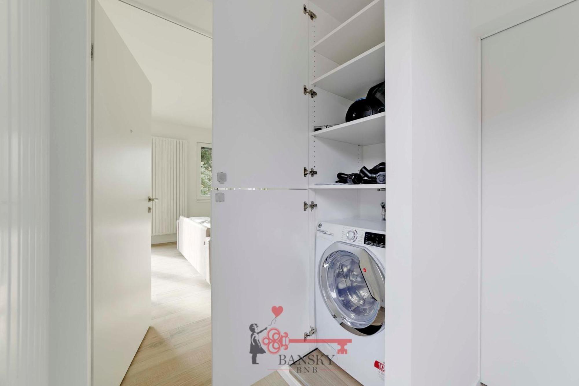 Home Sofia Room 2 - Modern Station -By Easylife Swiss Лугано Экстерьер фото